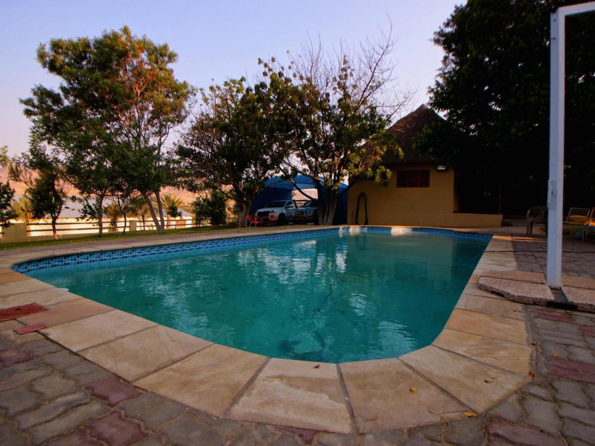 Hotel Uitkyk Guest Farm Usakos Exterior foto